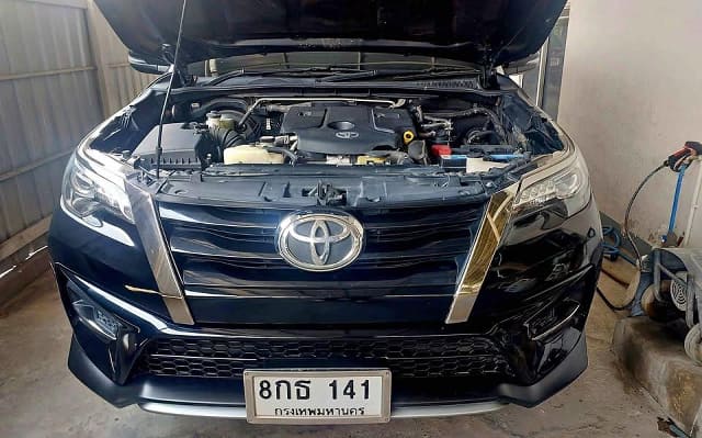2018 TOYOTA Fortuner