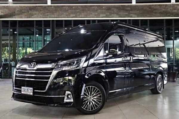 2023 TOYOTA Hiace Commuter