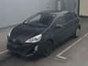 2017 TOYOTA Aqua