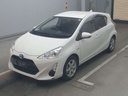 2016 TOYOTA Aqua