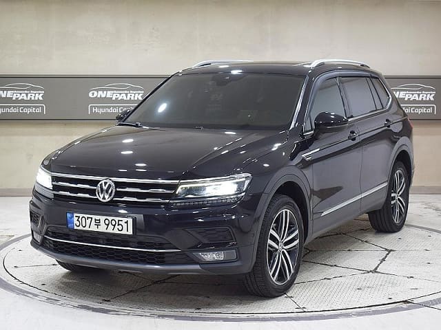2020 VOLKSWAGEN Tiguan