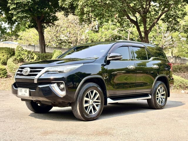 2019 TOYOTA Fortuner, 