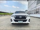 2019 TOYOTA Hilux