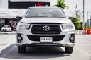 2019 TOYOTA Hilux