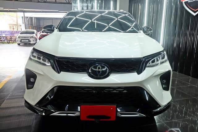 2021 TOYOTA Fortuner