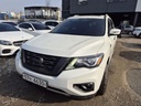 2017 NISSAN Pathfinder