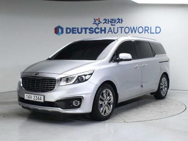 2017 KIA Carnival