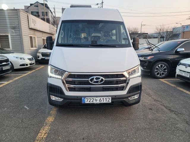 2025 HYUNDAI Solati