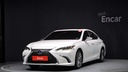 2020 LEXUS ES