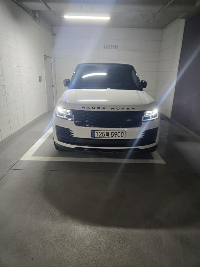 2021 LAND ROVER Range Rover