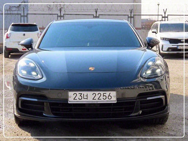 2019 Porsche Panamera