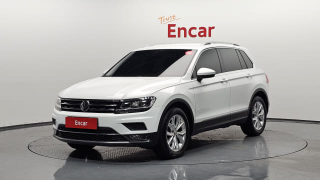2020 VOLKSWAGEN Tiguan
