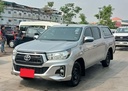 2019 TOYOTA Hilux