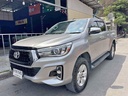 2019 TOYOTA Hilux