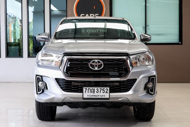 2018 TOYOTA Hilux