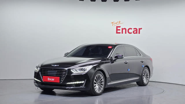 2018 Genesis EQ900