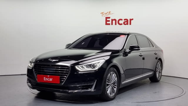 2017 Genesis EQ900