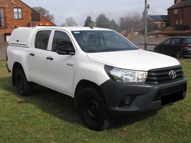 2018 TOYOTA Hilux