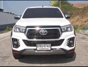2020 TOYOTA Hilux