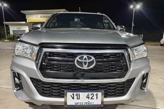 2019 TOYOTA Hilux, 