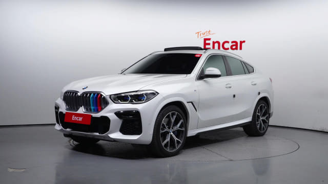 2023 BMW X6