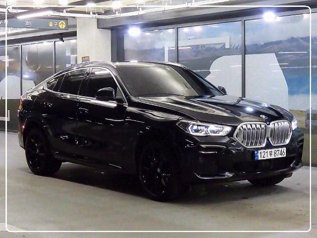 2023 BMW X6, 