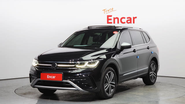 2023 VOLKSWAGEN Tiguan