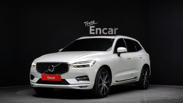 2020 VOLVO XC60