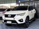2019 TOYOTA Fortuner
