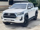 2020 TOYOTA Hilux