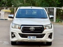 2019 TOYOTA Hilux