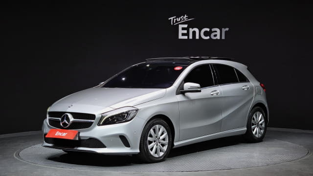 2017 MERCEDES-BENZ A-Class