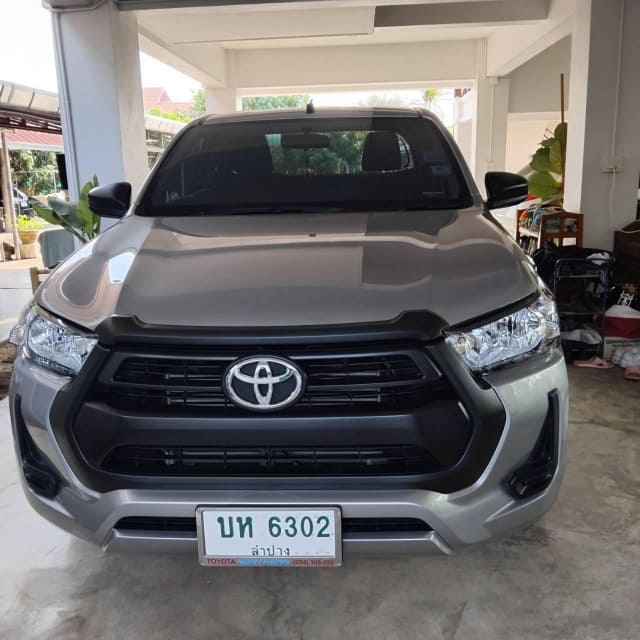 2021 TOYOTA Hilux