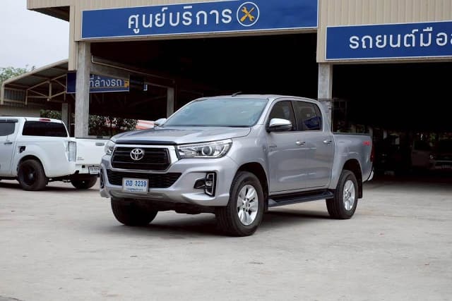 2019 TOYOTA Hilux