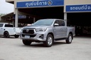 2019 TOYOTA Hilux