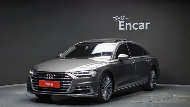 2021 AUDI A8