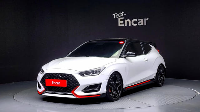 2021 HYUNDAI Veloster