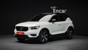 2019 VOLVO XC40