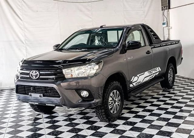 2018 TOYOTA Hilux