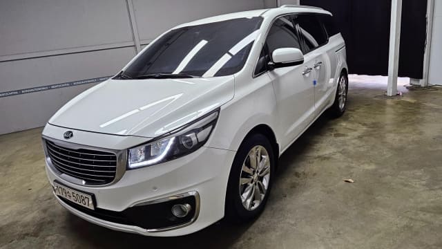 2018 KIA Carnival