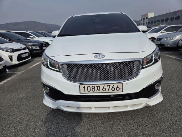 2018 KIA Carnival