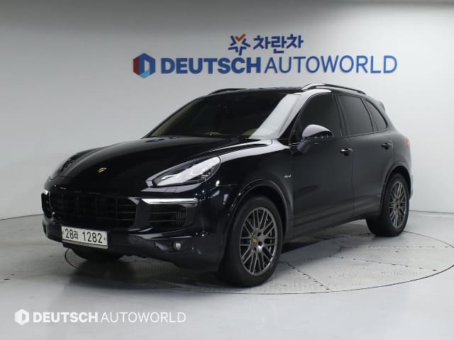 2017 Porsche Cayenne, 