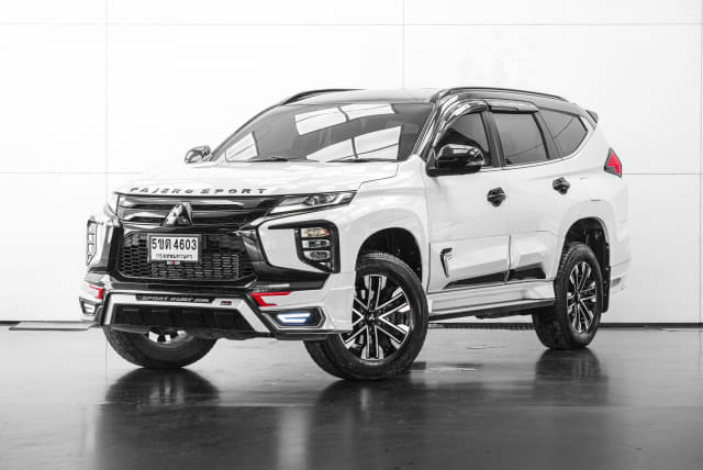 2023 MITSUBISHI Pajero