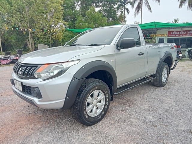 2017 MITSUBISHI Triton, 