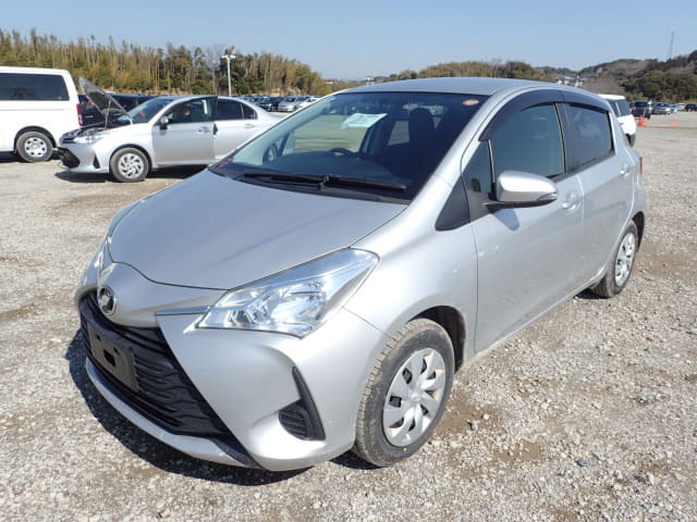 2019 TOYOTA Vitz