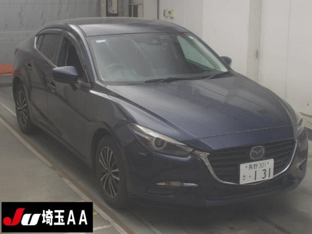2017 MAZDA Axela