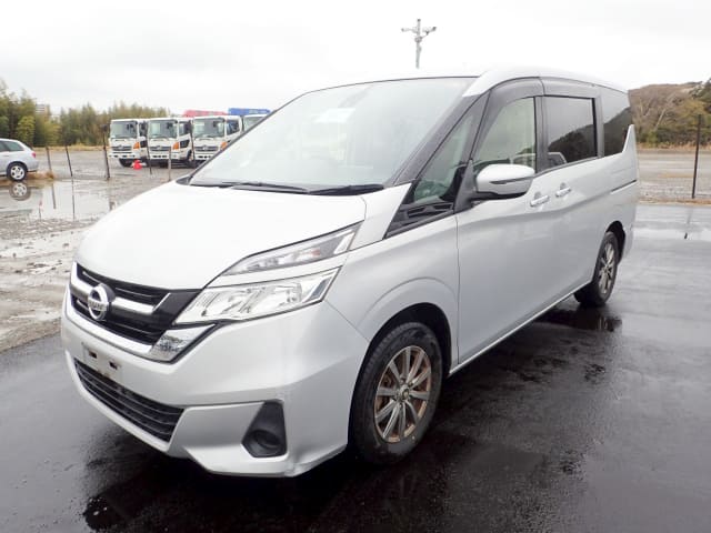 2018 NISSAN Serena