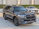 2019 TOYOTA Land Cruiser