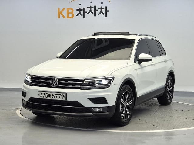 2020 VOLKSWAGEN Tiguan