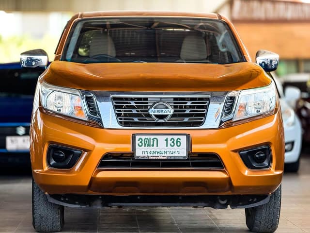 2019 NISSAN Navara